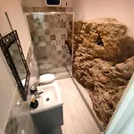 Appartement The Small Waterfall House, La Cascatella